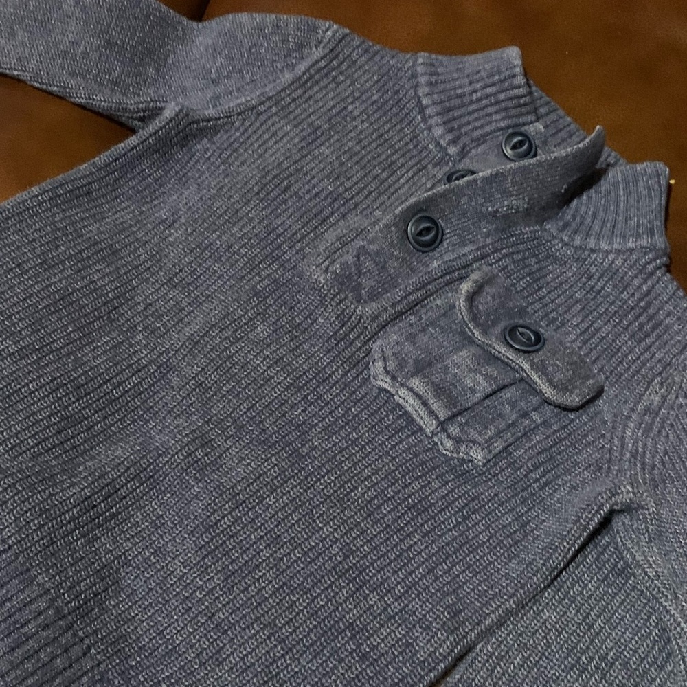 BABY GAP: 3 T beautiful blue for boys sweater
